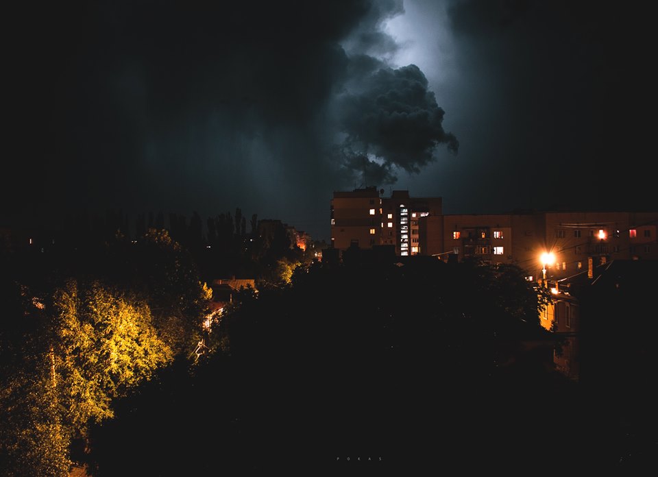 Ночная гроза в Запорожской области поразила своей красотой (Фото)