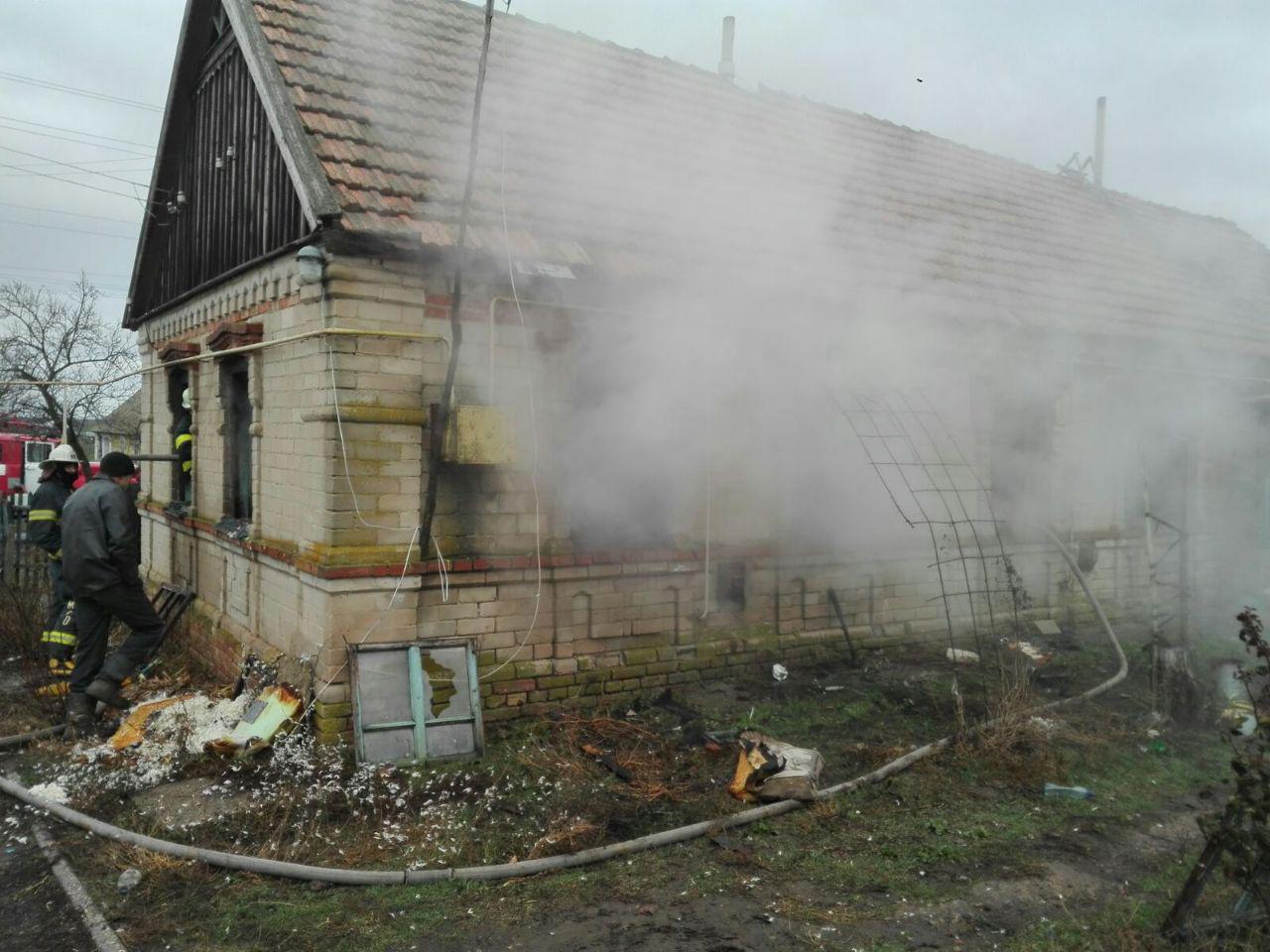 В Запорожской области горел дом (Фото)