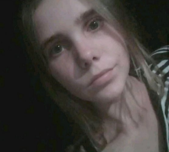 Исчезла более двух недель назад: в Запорожской области разыскивают 18-летнюю девушку
